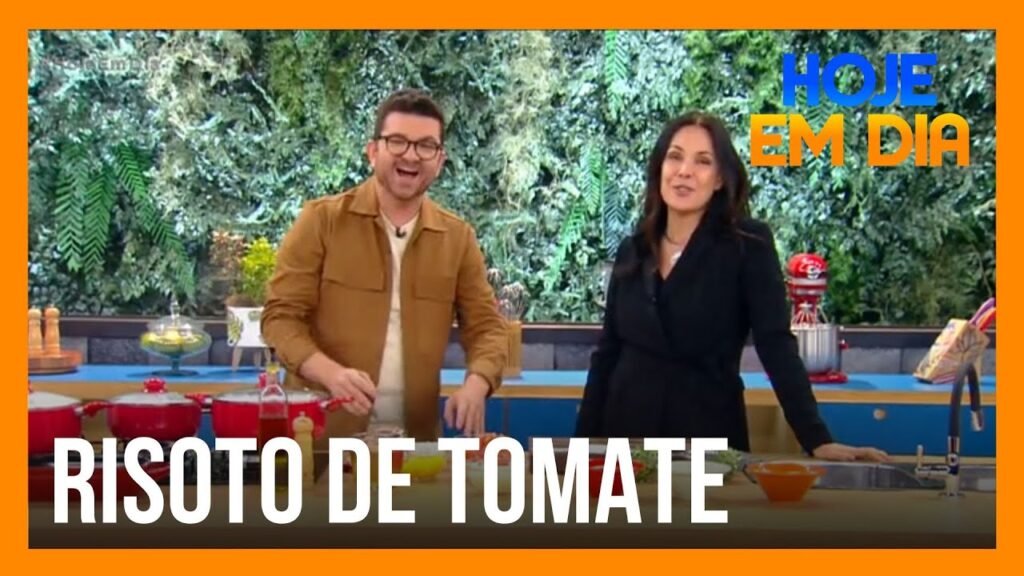 Chef Guga Rocha ensina a fazer risoto de tomate, um dos pratos favoritos de Carolina Ferraz