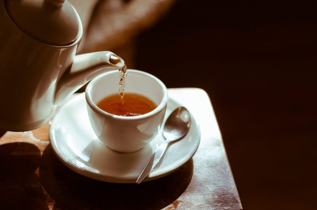 Médico recomenda 3 tipos de chá para emagrecimento