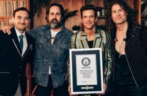 The Killers emplaca dois recordes no Guiness com o sucesso ‘Mr. Brightside’