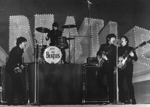 Beatles ganham Grammy de Melhor Performance de Rock com videoclipe que usa inteligência artificial